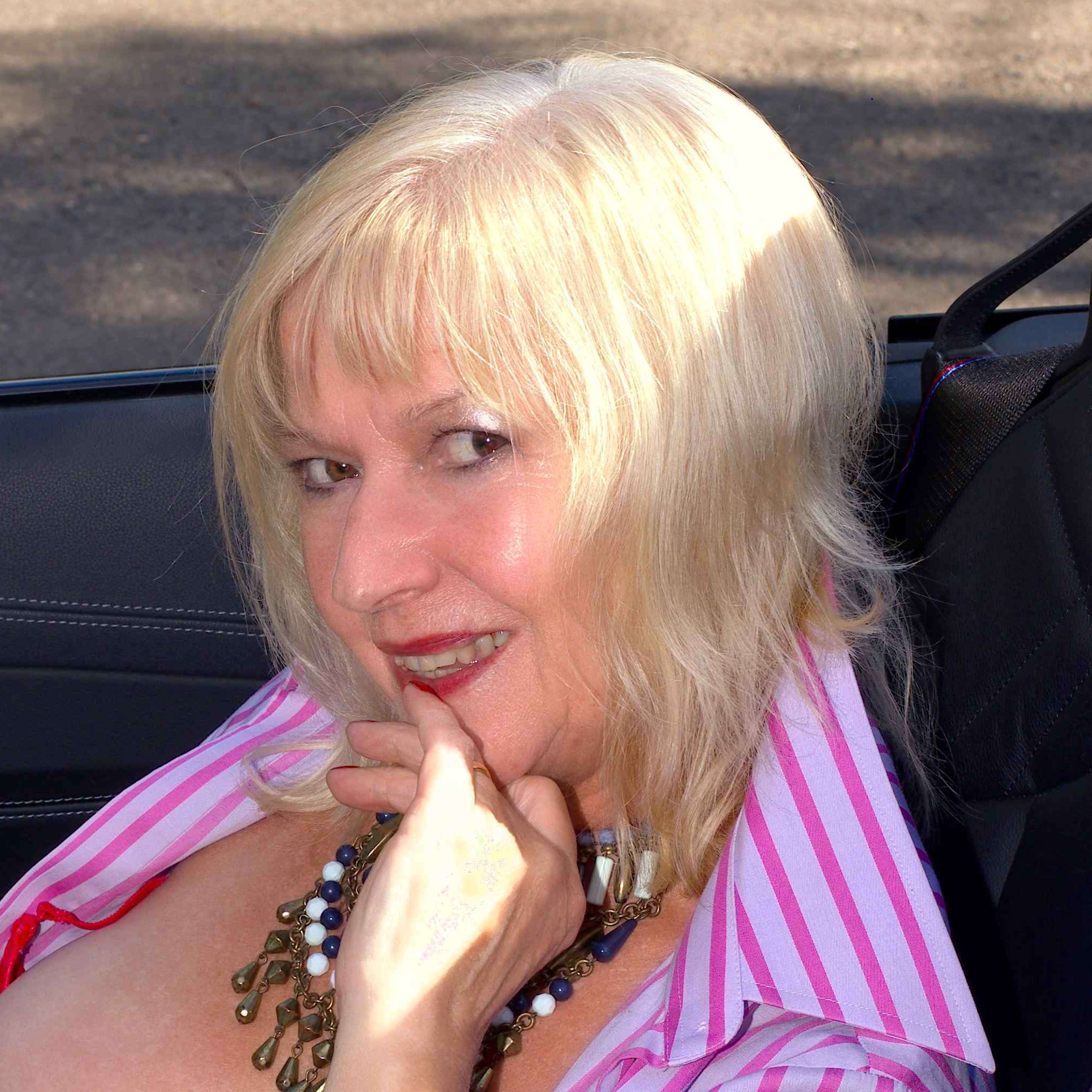 loverfans Naughty Teacher profile photo  