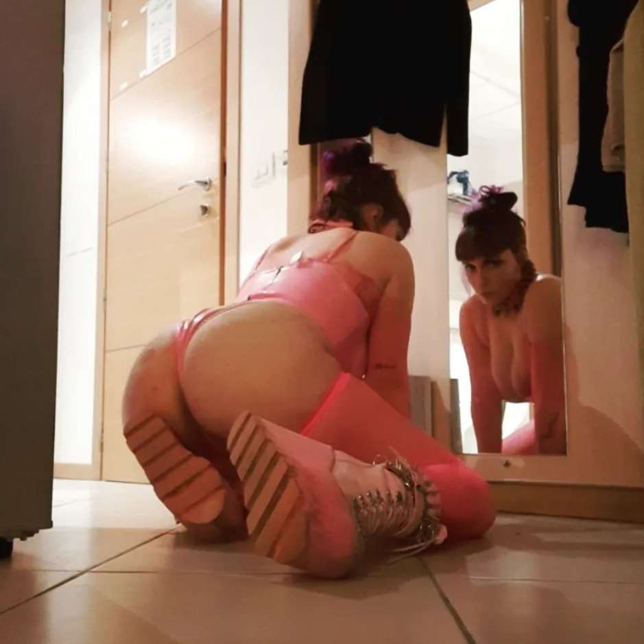 loverfans VioletDeSharpe profile photo  