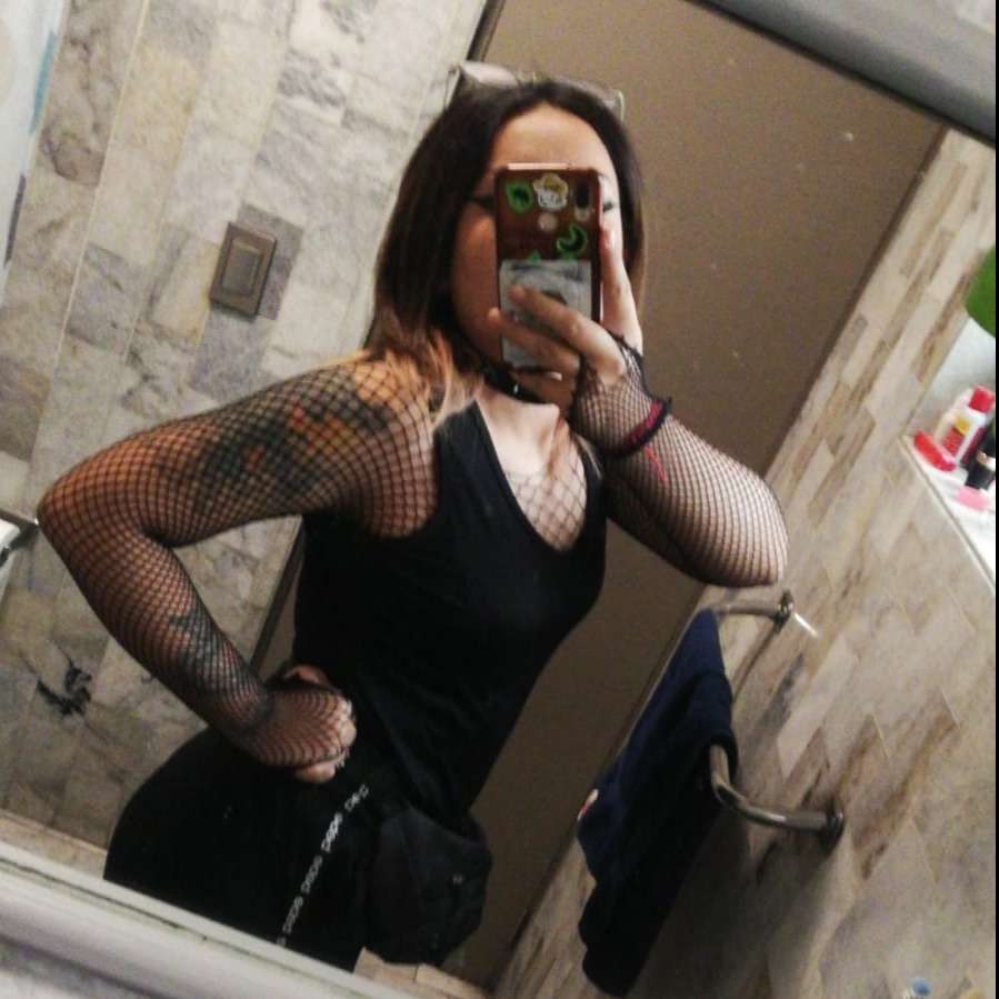 loverfans Mami miel y veneno 420 profile photo  