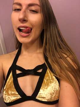 fancentro seramoon profile photo  