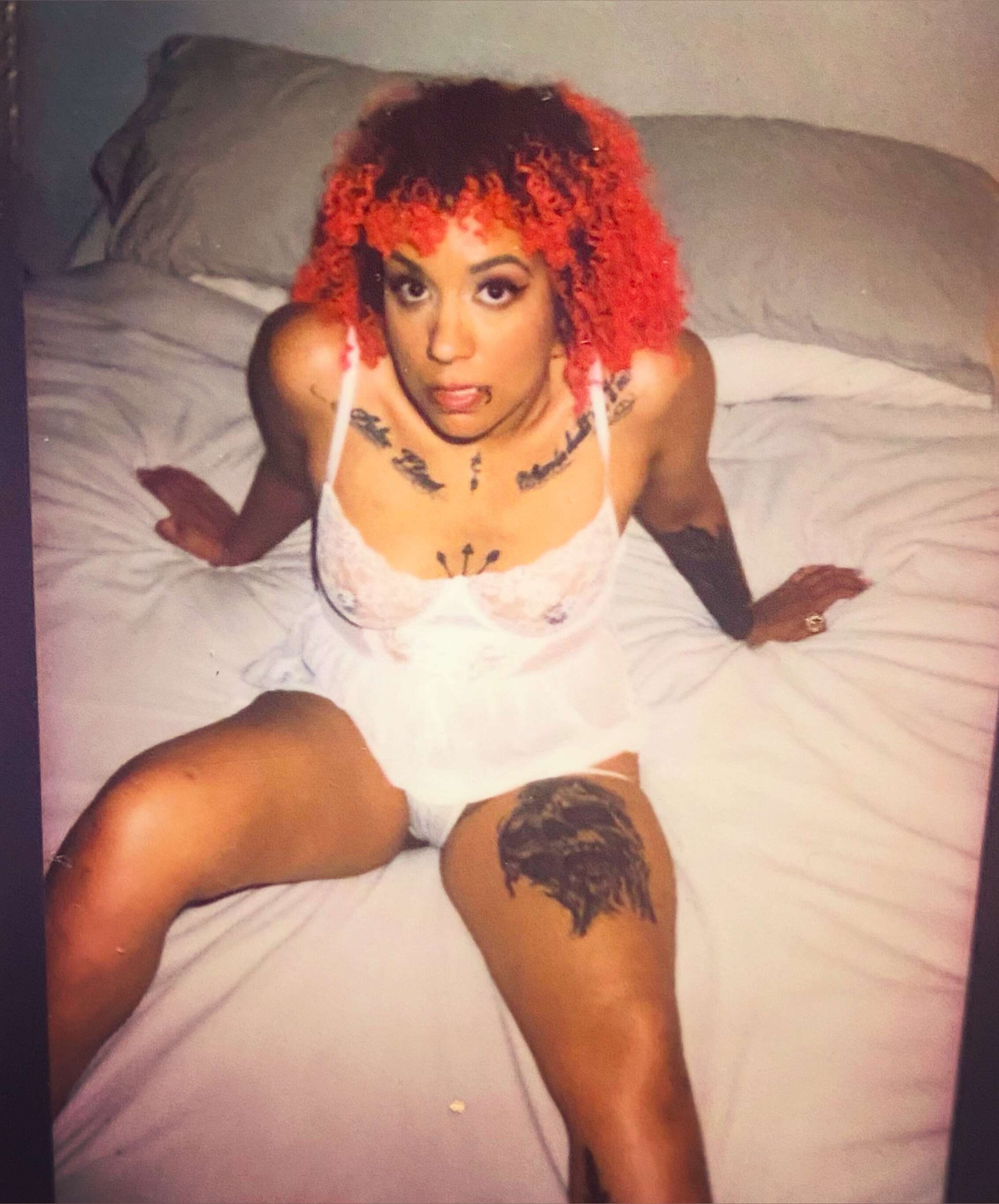 onlyfans Mistress Bambi Sinclair profile photo  
