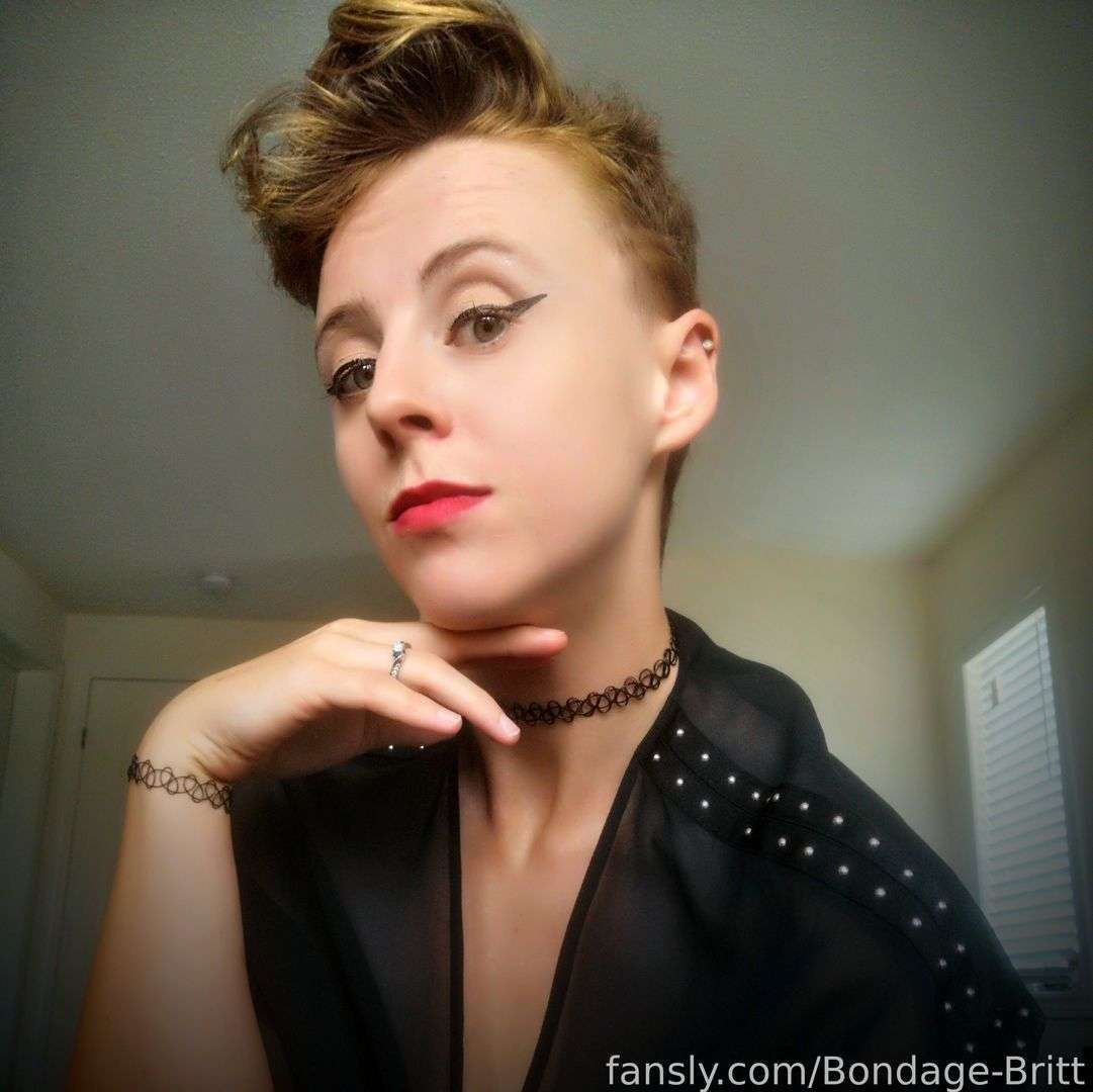 fansly Bondage-Britt profile photo  