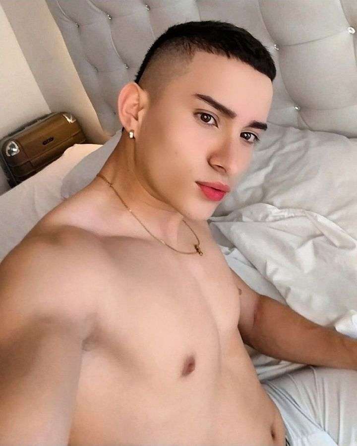 fansly SANTIAGO profile photo  