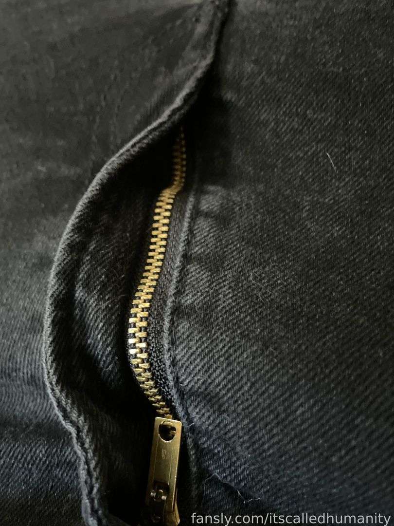 fansly itscalledhumanity profile photo  