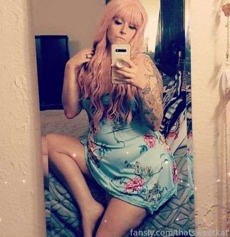 fansly thatsweetkat profile photo  