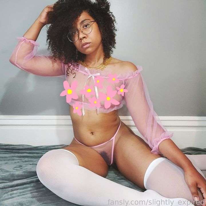 fansly slightly_expired profile photo  