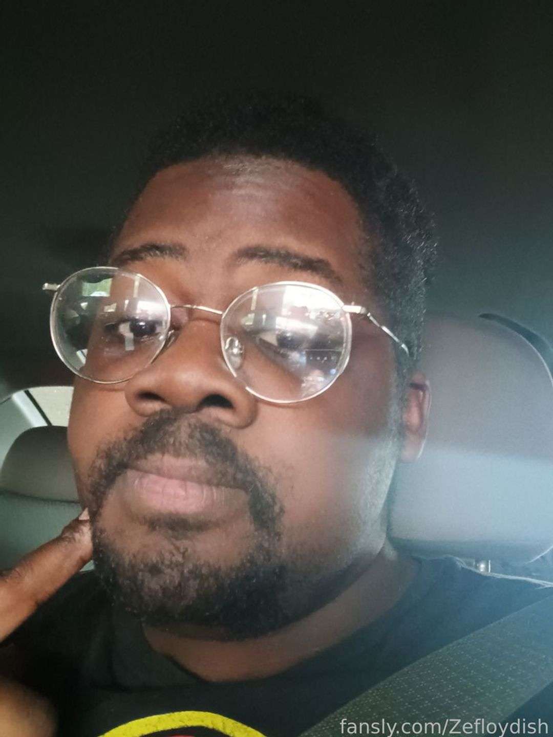 fansly Zefloydish profile photo  