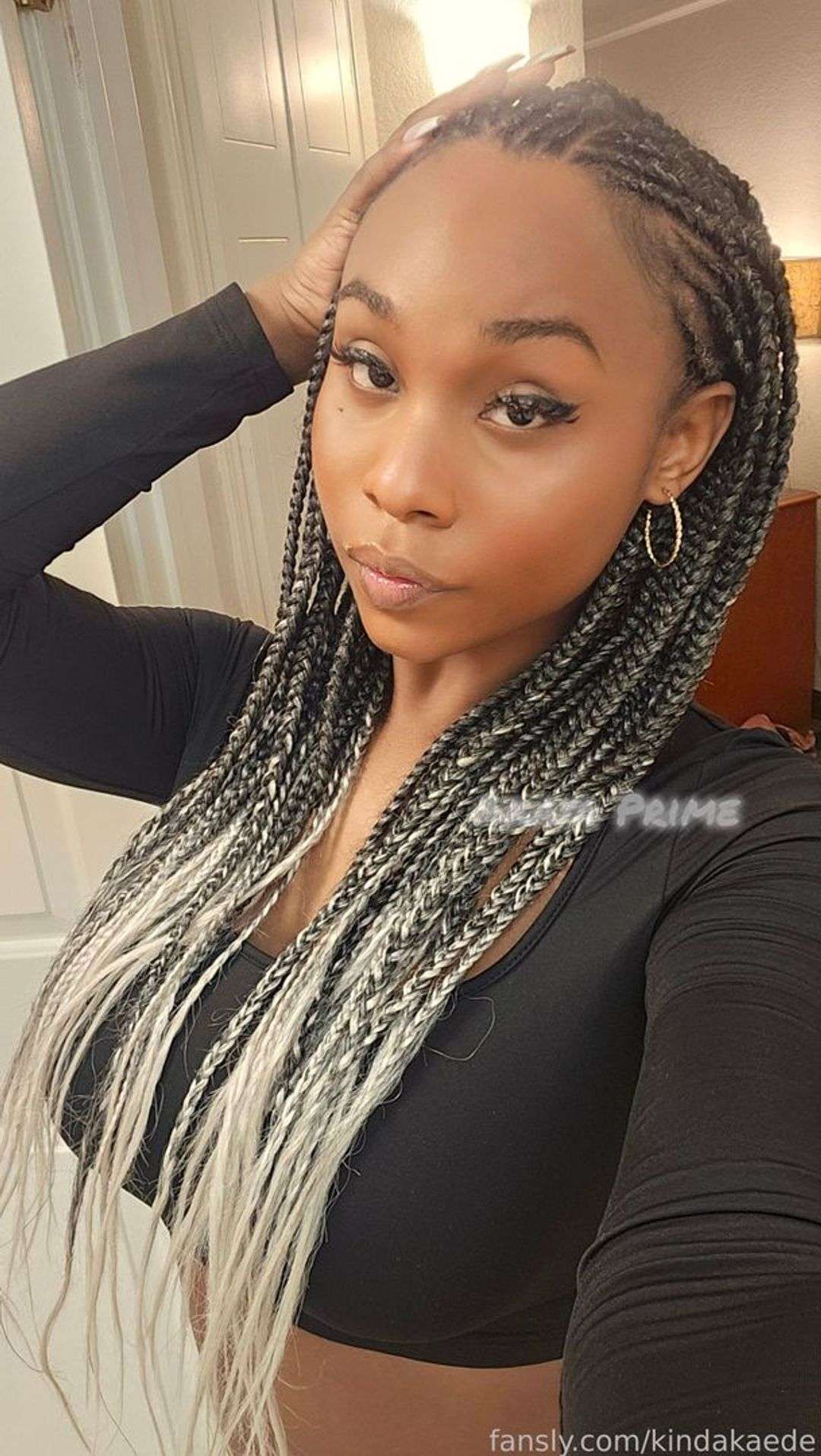 fansly kindakaede profile photo  