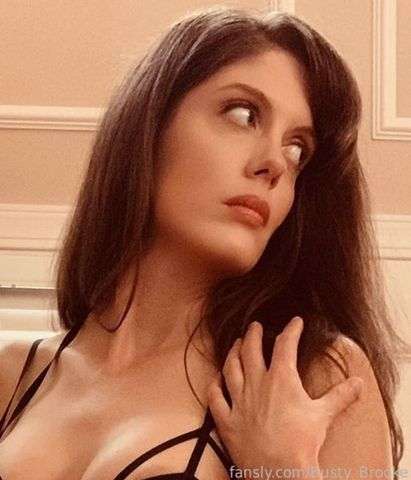fansly Busty Brooke profile photo  