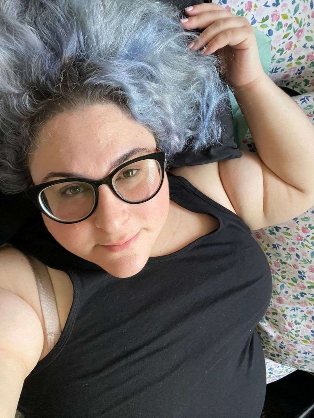 fansly ShyViolet profile photo  
