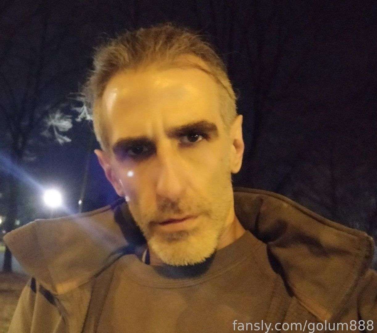 fansly smeagollum profile photo  