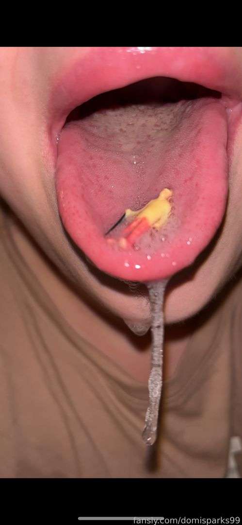 fansly TonguequeenDee profile photo  