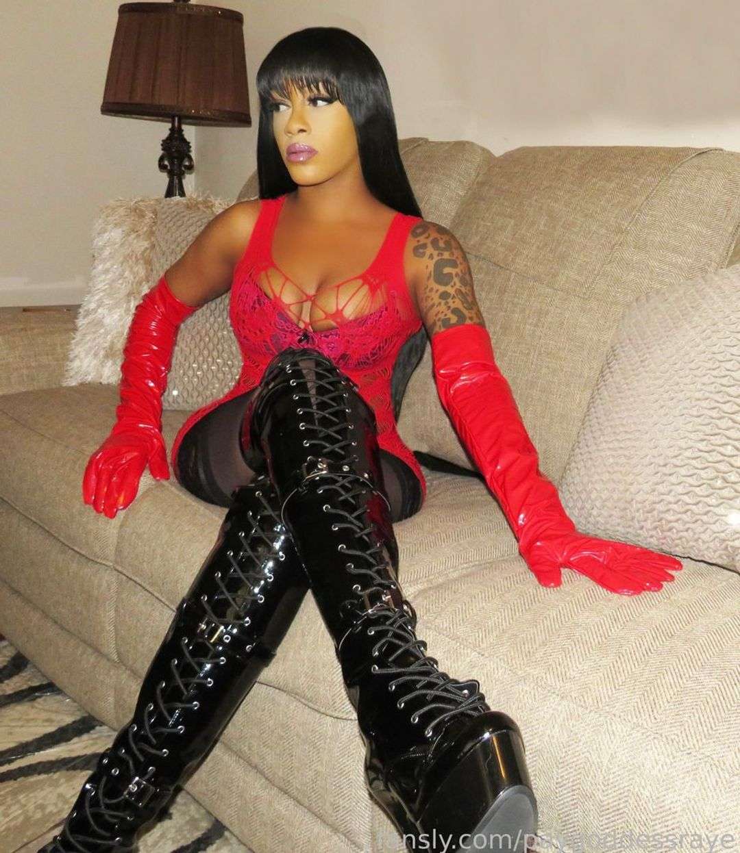 fansly Goddess Raye Millian profile photo  