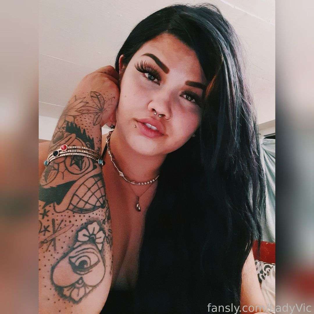 fansly CallmeVicky profile photo  