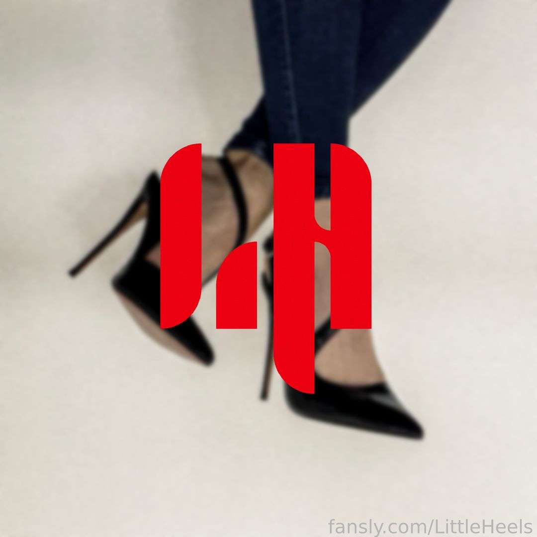 fansly La Petite Frenchy profile photo  