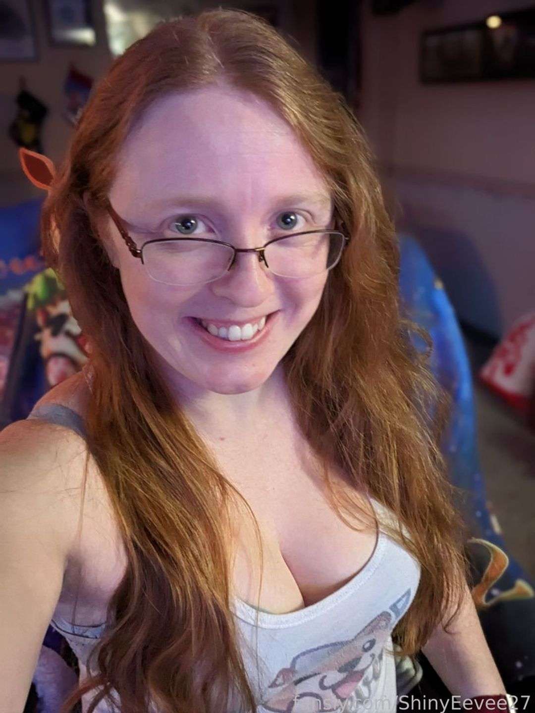 fansly ShinyEevee27 profile photo  