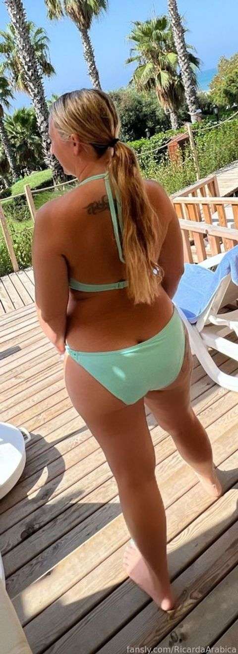 fansly Emilia-Ricarda profile photo  