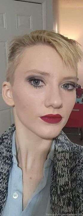 fansly PixieNV  profile photo  