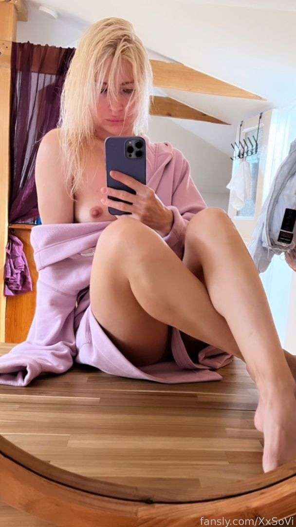 fansly XxSoVi profile photo  