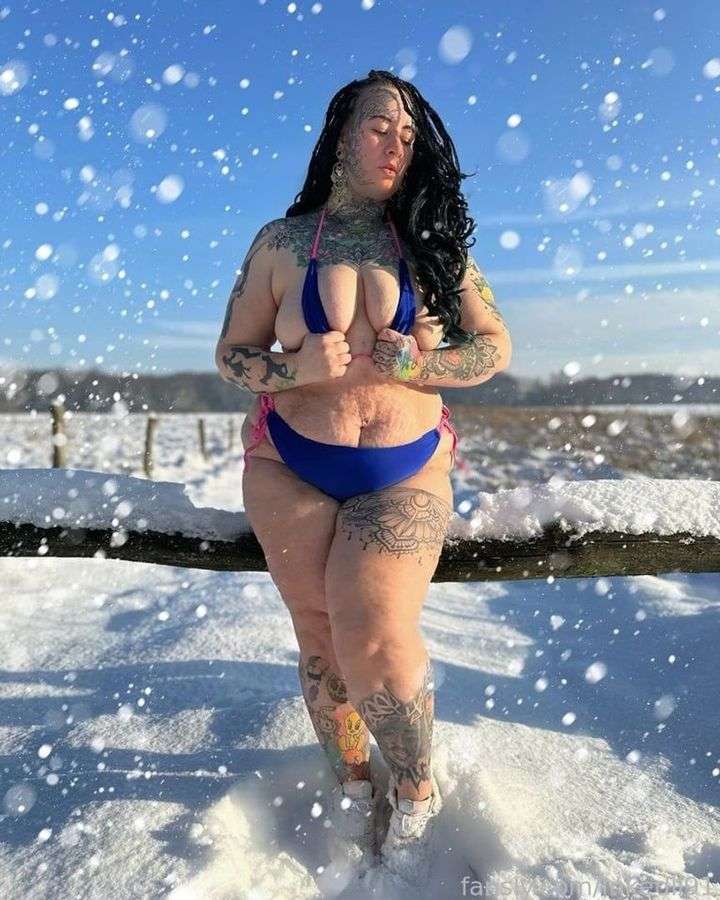 fansly ikedll profile photo  