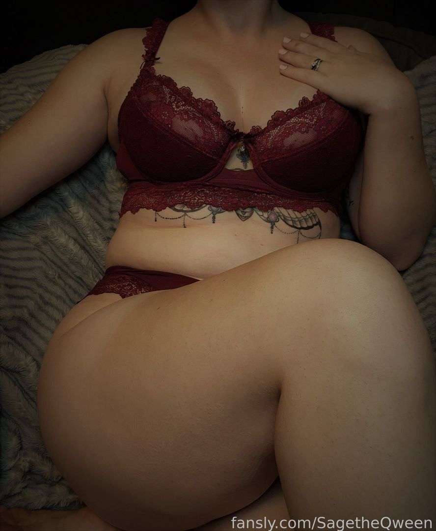 fansly SagetheQween profile photo  