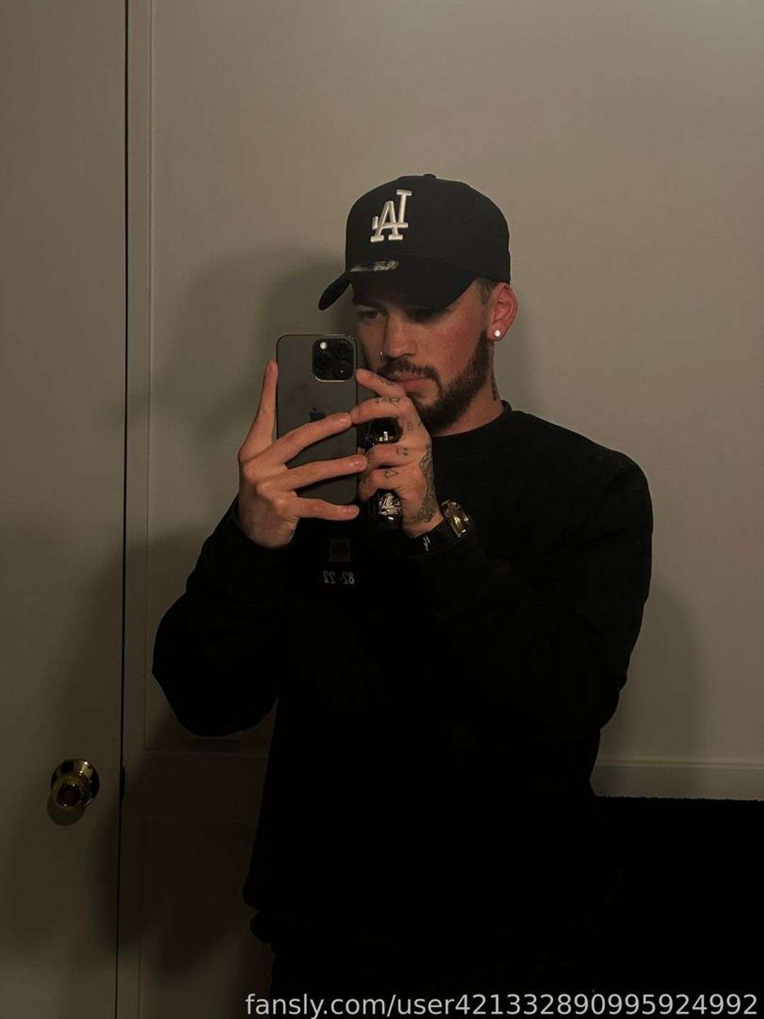 fansly PapiT profile photo  