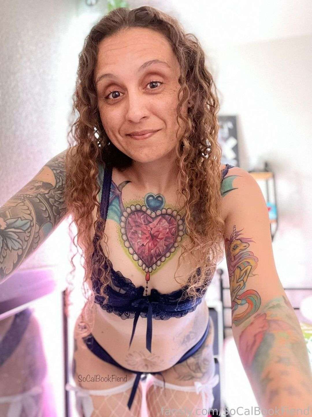 fansly SoCalBookFiend profile photo  