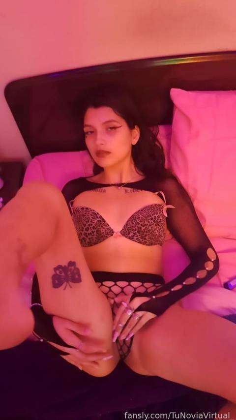 fansly TuNoviaVirtual_ profile photo  