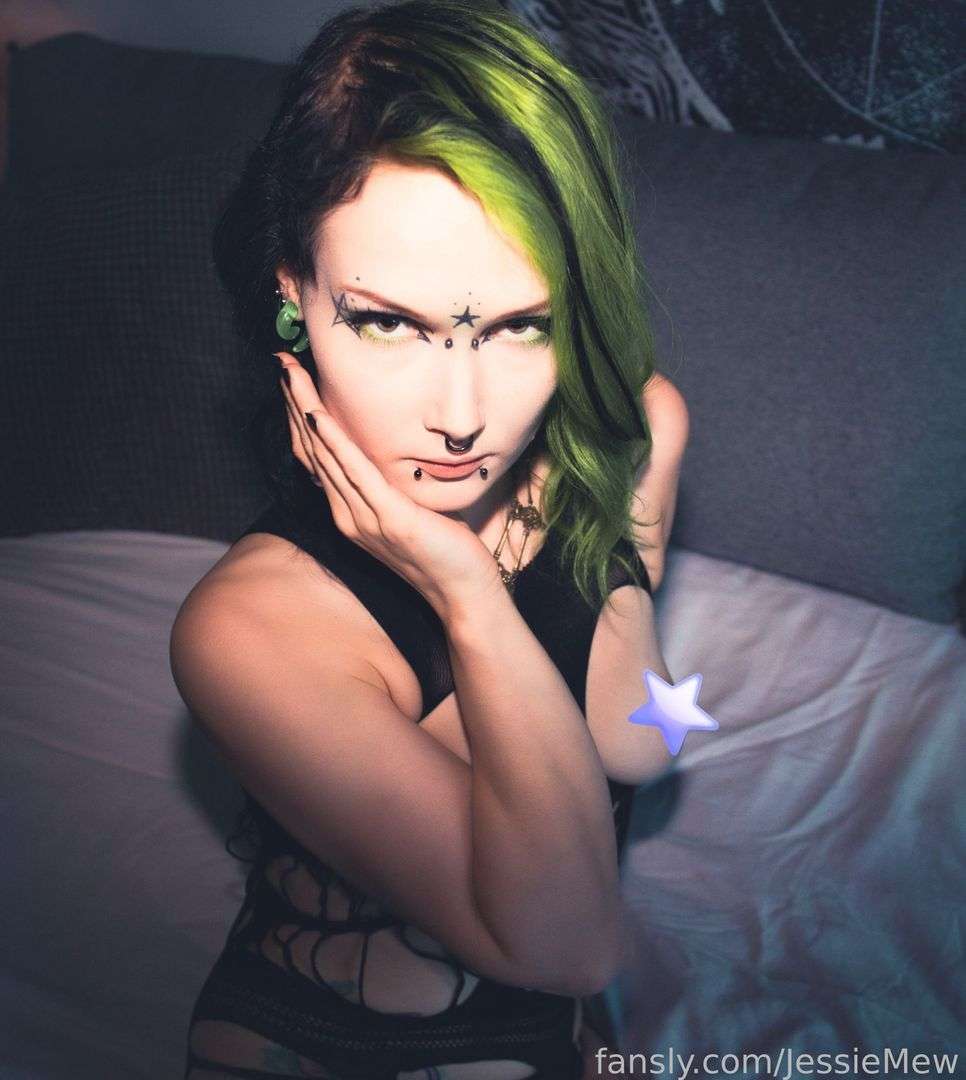 fansly JessieMew profile photo  