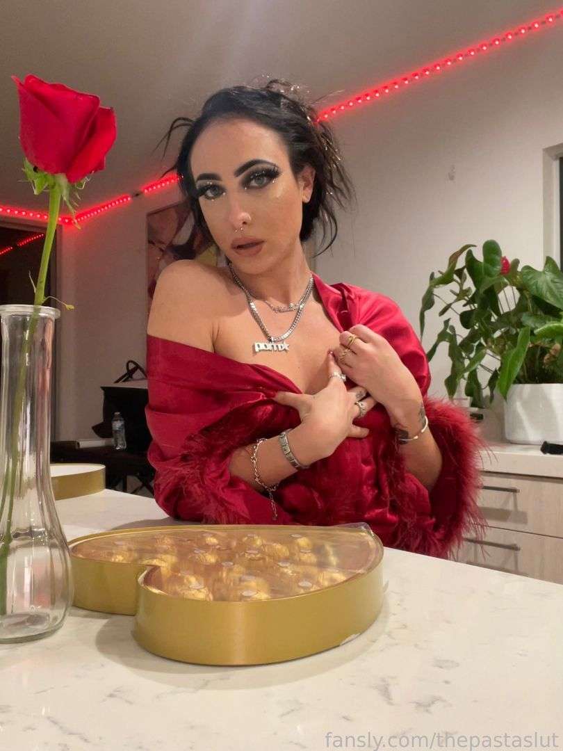 fansly Chiara Chianti🍝💋 profile photo  