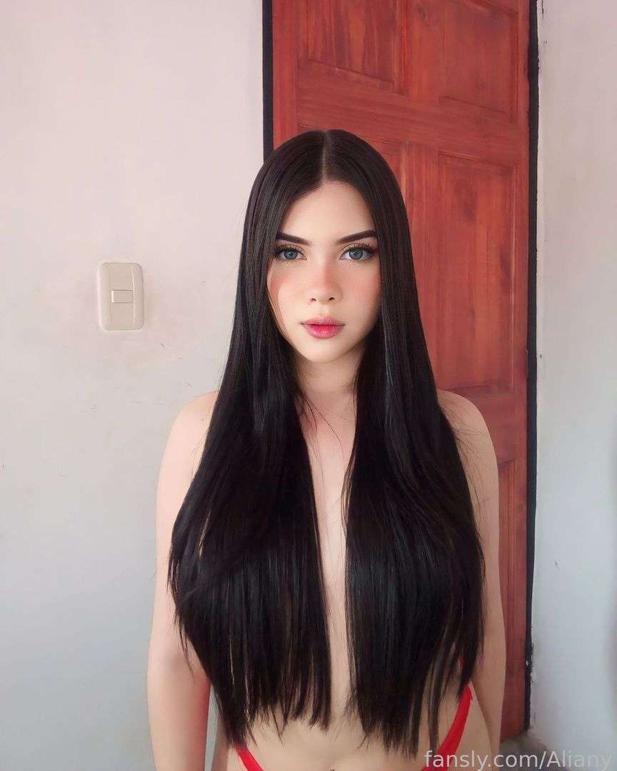 fansly Aliany profile photo  