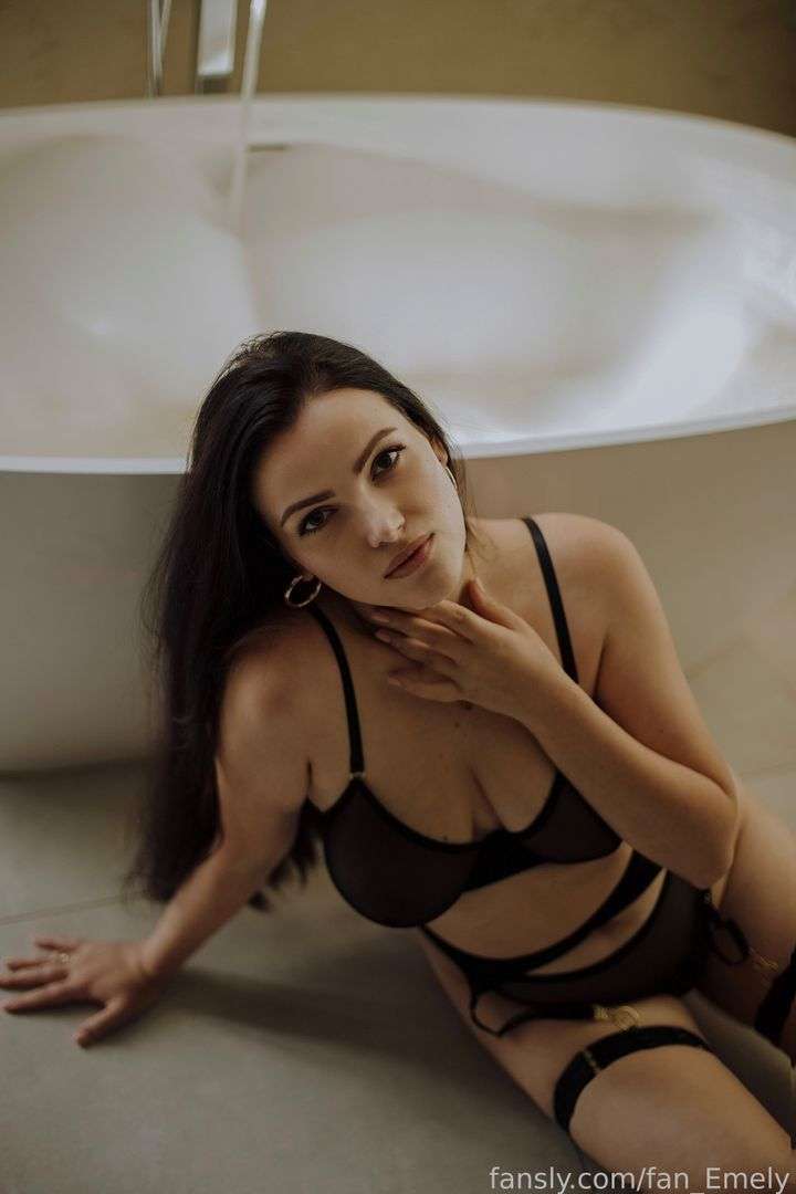 fansly Anika💕 profile photo  