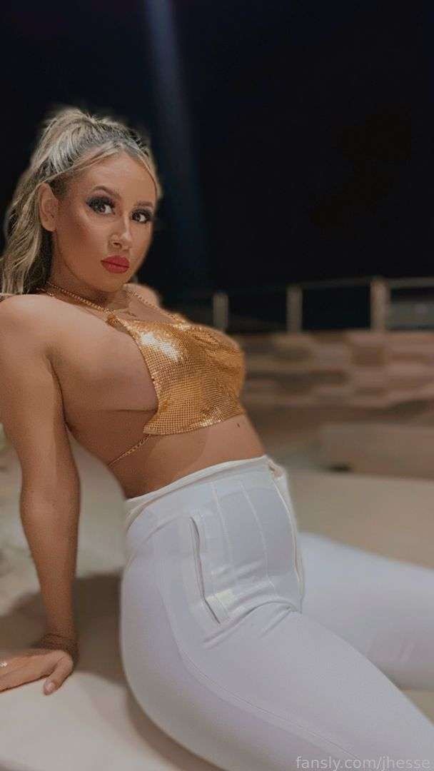 fansly jhesse profile photo  