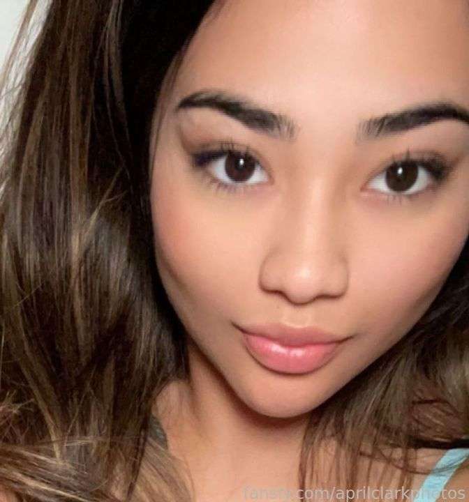 fansly aprilclarkphotos profile photo  