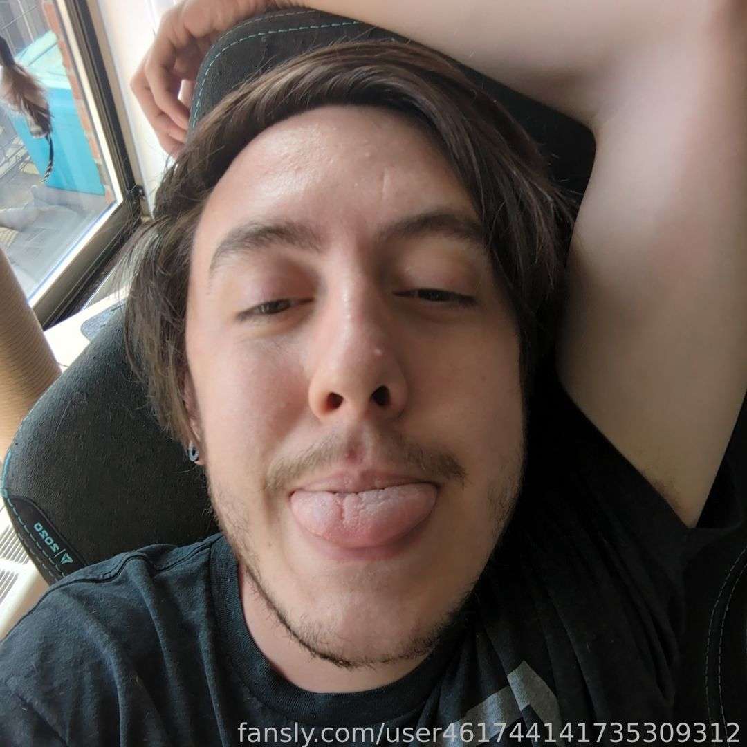 fansly Troy Stone profile photo  