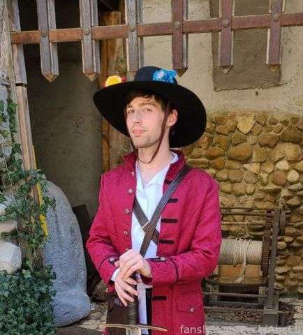 fansly EcchiAbsEli profile photo  
