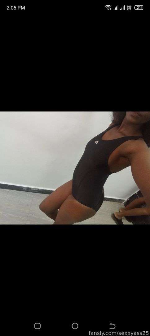 fansly sexxyass25 profile photo  