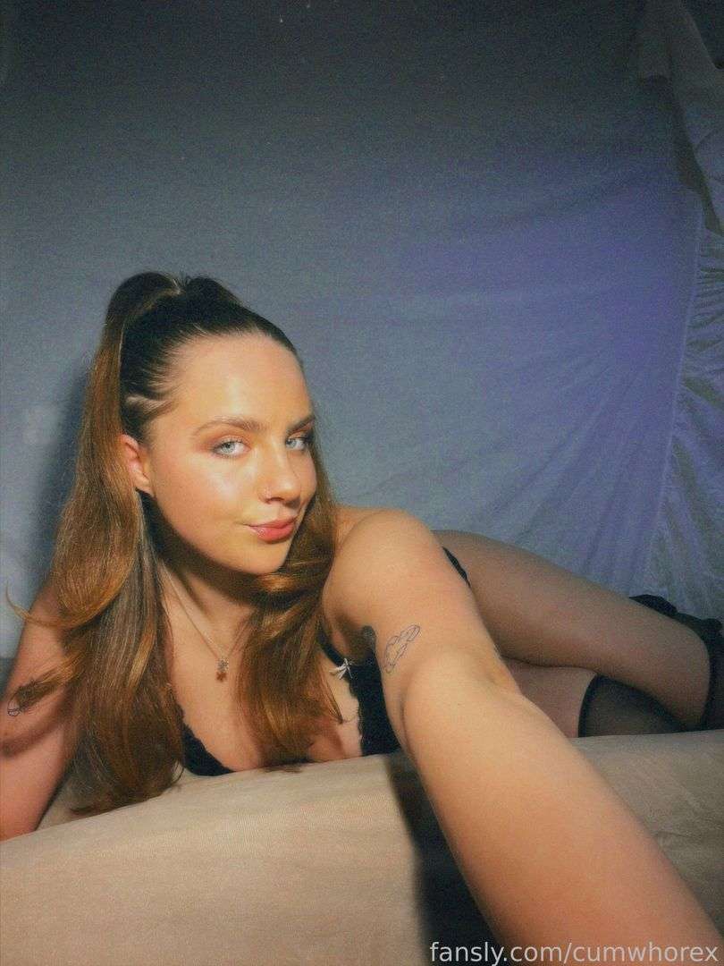 fansly Xcumwhorex profile photo  
