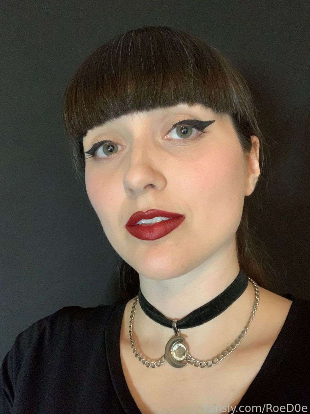 fansly RoeD0e profile photo  