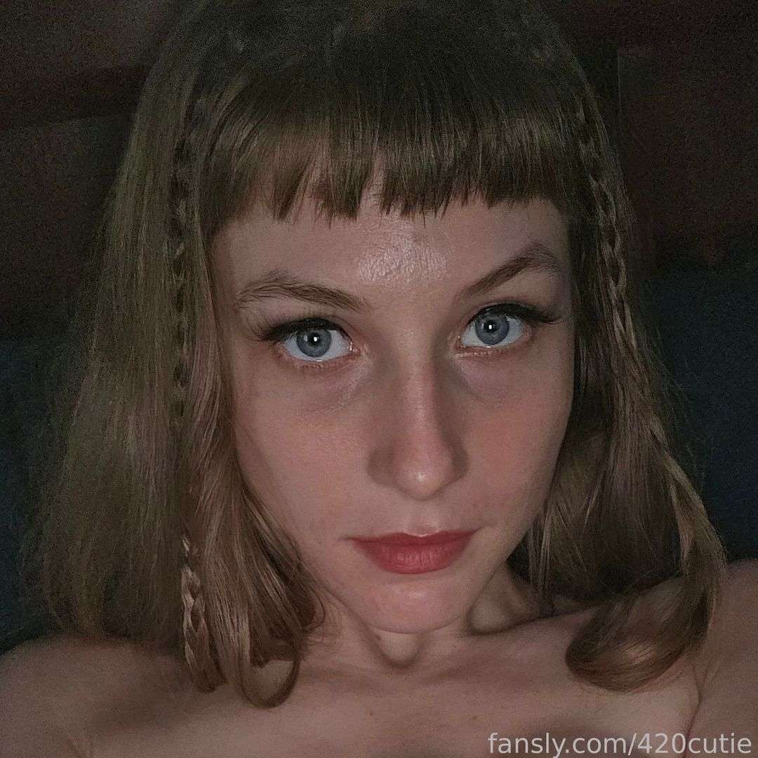 fansly 420cutie profile photo  