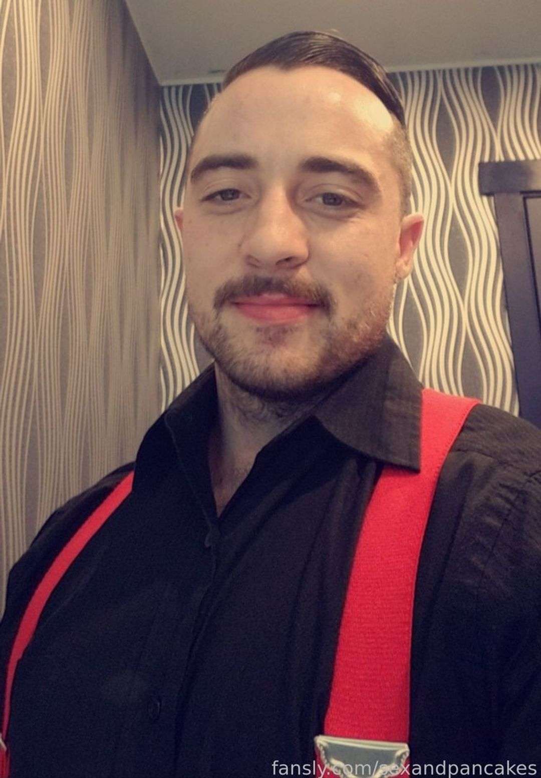 fansly sexandpancakes profile photo  