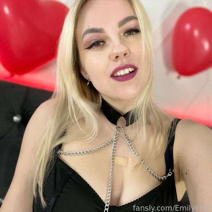 fansly Emilykind profile photo  