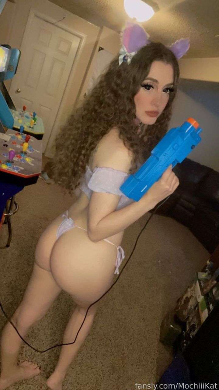 fansly MochiiiKat profile photo  