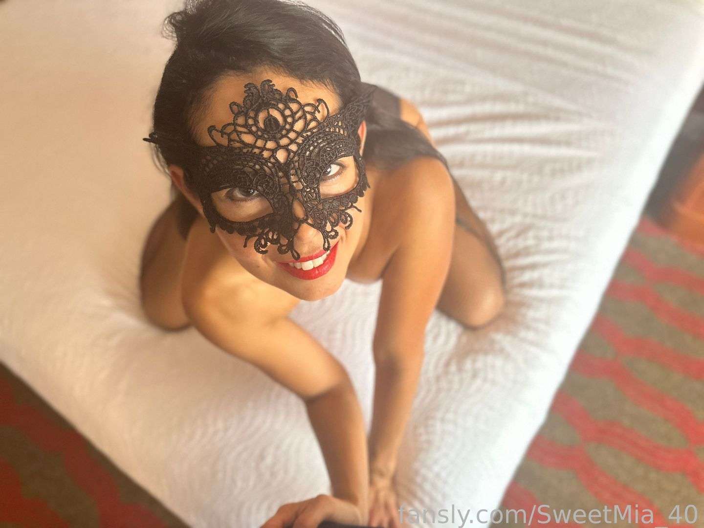 fansly SweetMia profile photo  