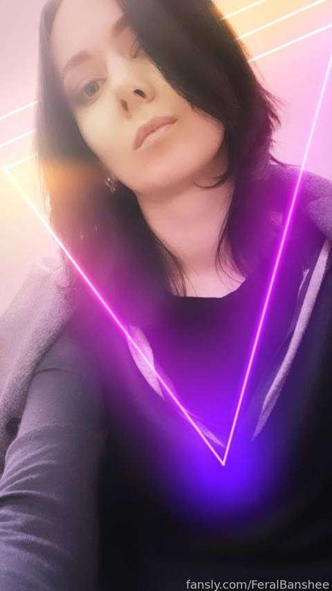 fansly FeralBanshee  profile photo  