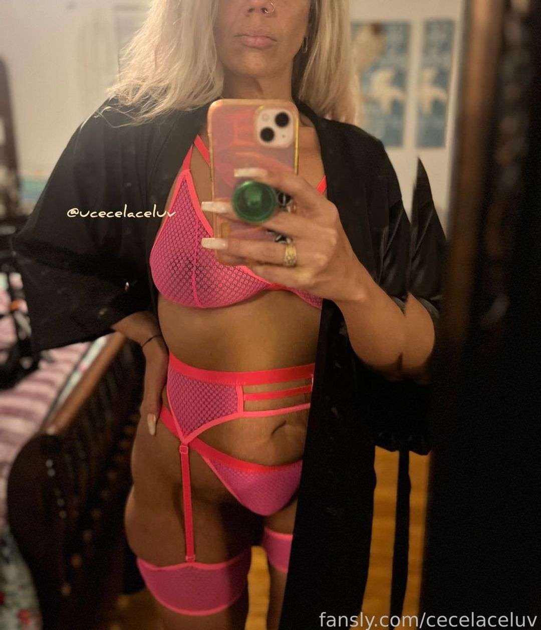 fansly cecelaceluv profile photo  