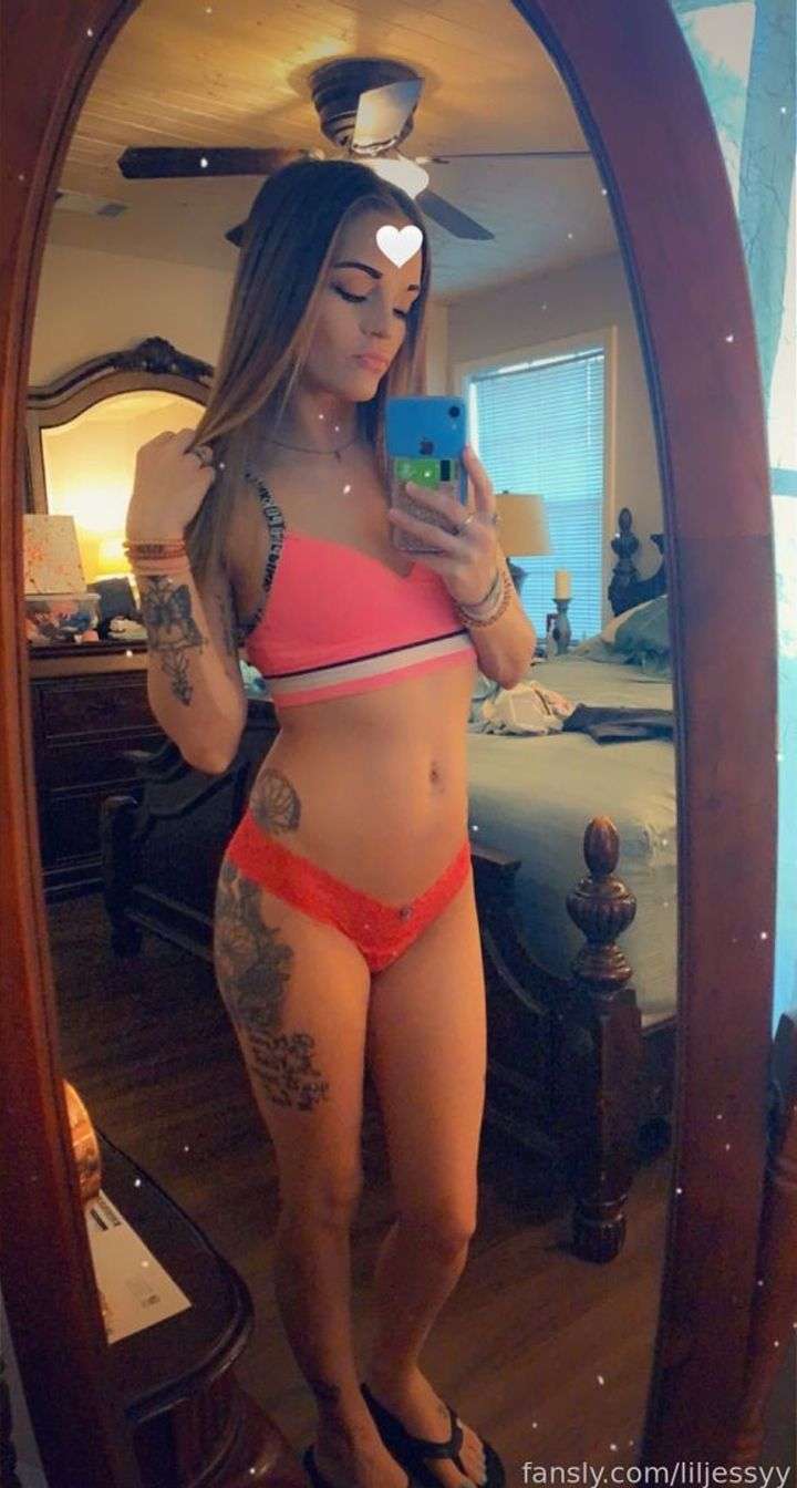 fansly Lexi Love profile photo  