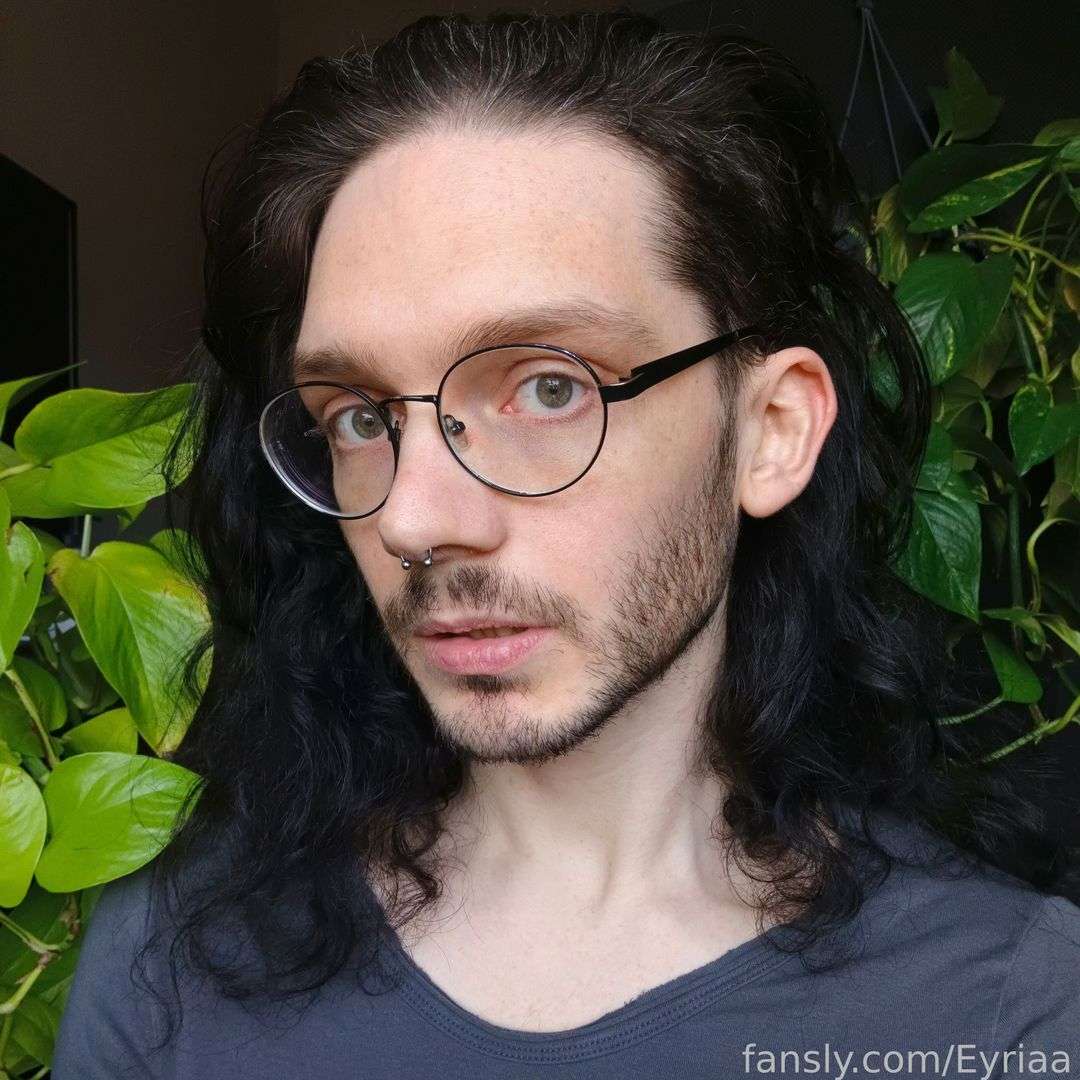 fansly Eyria profile photo  