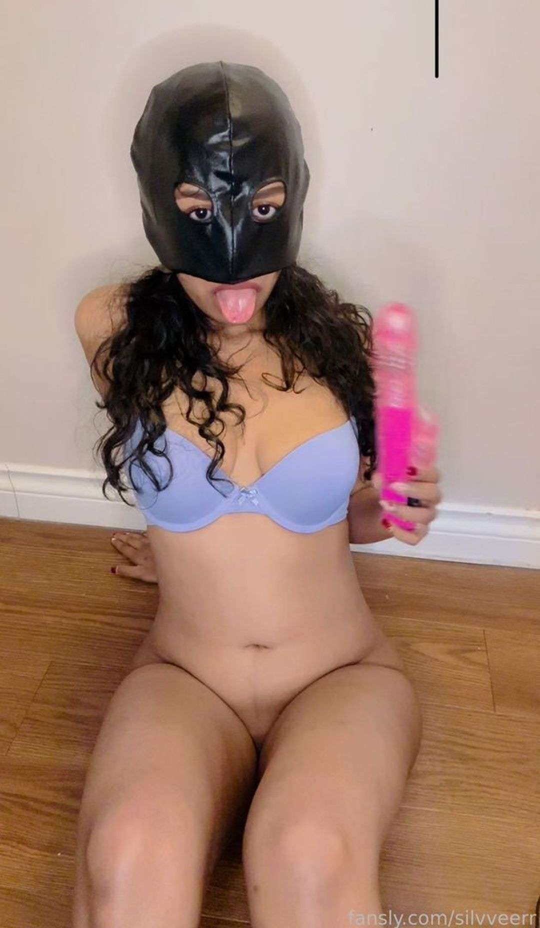 fansly Silvveerr 🇮🇳 ~🇬🇧 profile photo  