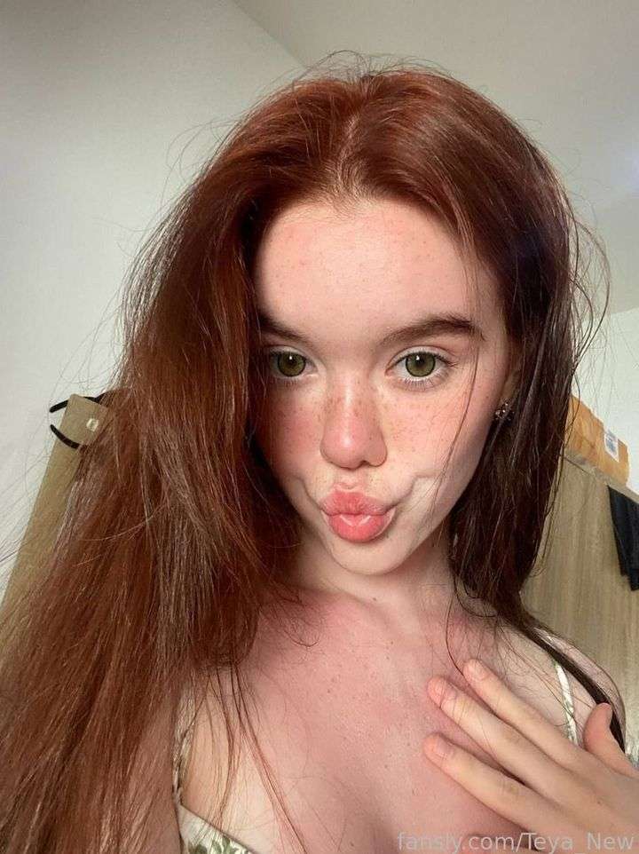 fansly Teya profile photo  